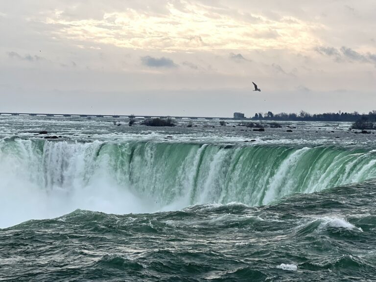 Best Sunrise Spots in Niagara: Where to Watch the Morning Magic Unfold