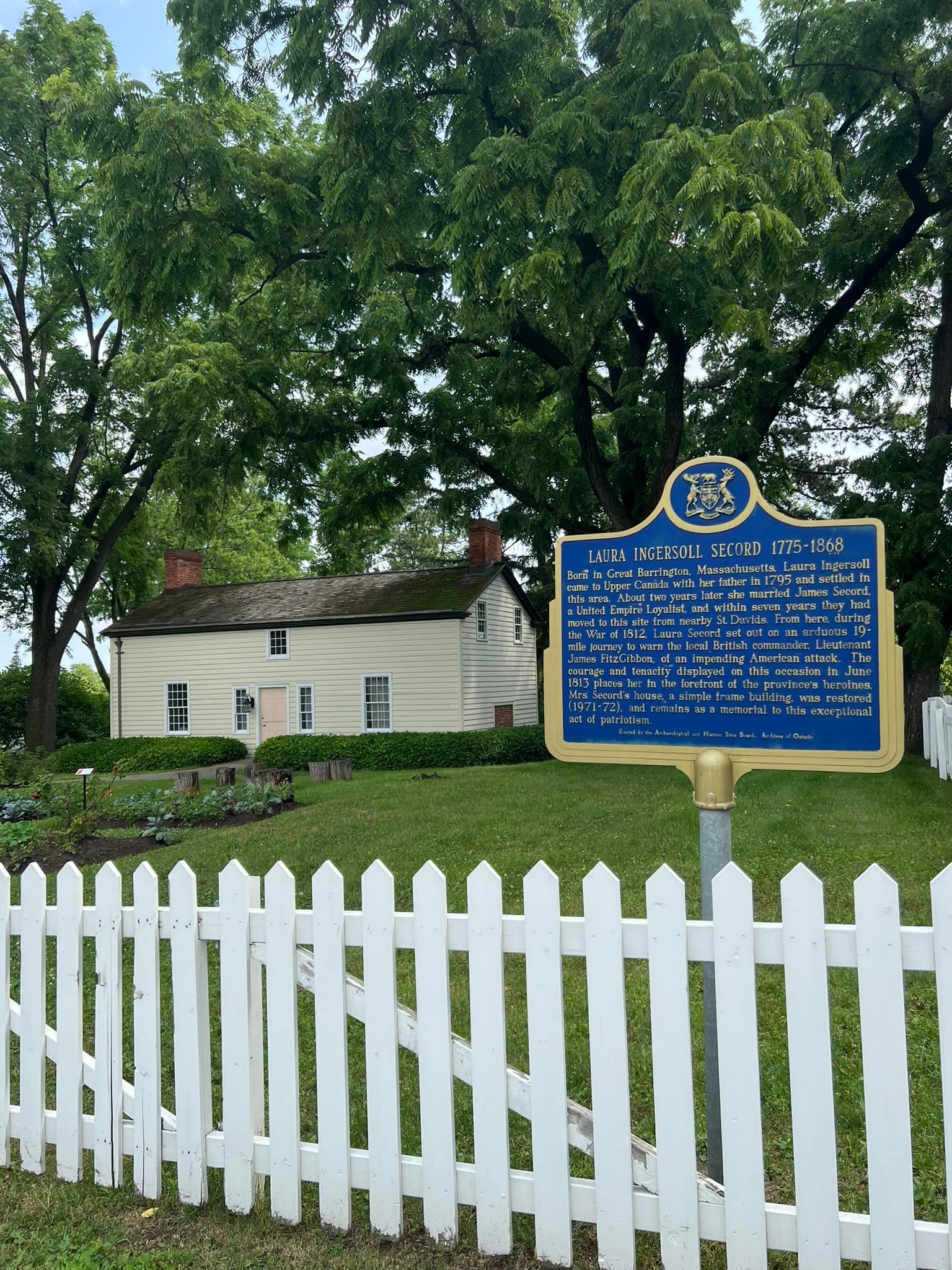 How to Get from Niagara Falls to Niagara-on-the-Lake Easily