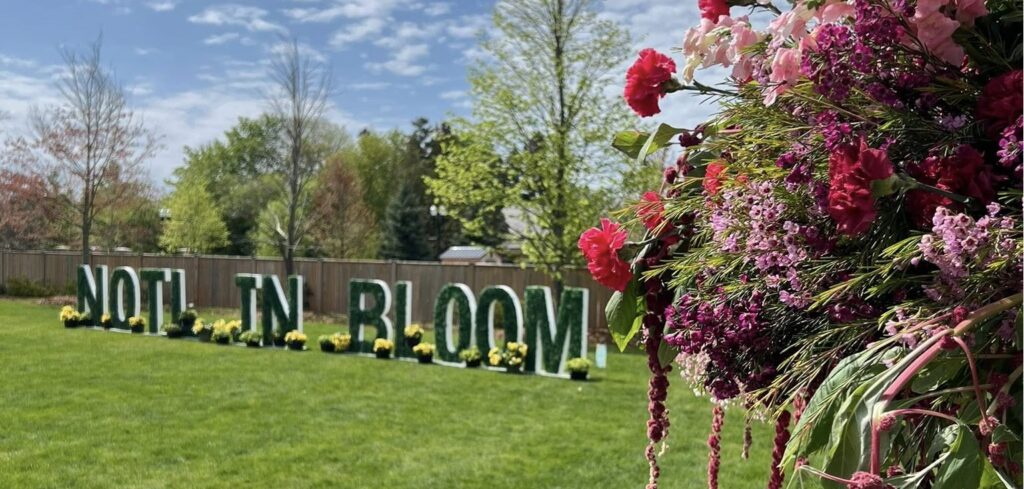 NOTL in Bloom Pillar and Post